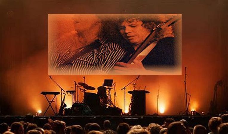 gallery/music-play-guitar-ts1589742345.jpg5